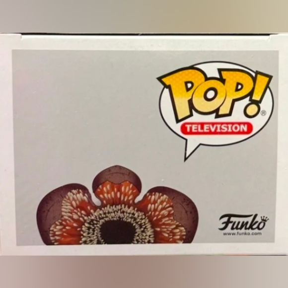 Funko POP! Stranger Things DART DEMOGORGON #601 Figure - Picture 5 of 5